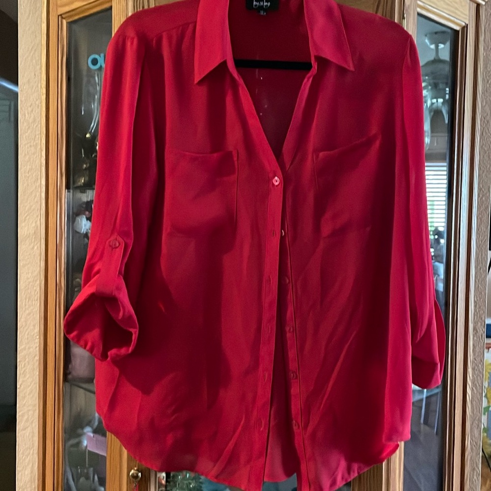 XL collared shirt red button up sleeves